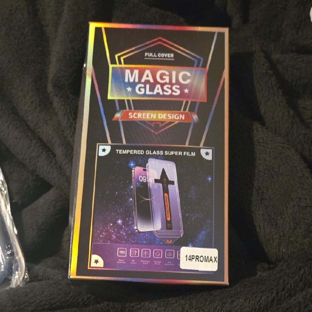 Tempered Glass Screen Protector for 14 Pro Max - Black